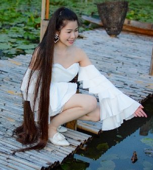 补充泰国长发女Sona早期长发图片20张