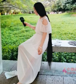 甘肃武都长发女尹玲依过膝长发图片27张回顾