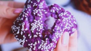 低脂低糖软糯香甜的香芋紫薯饼做法，一口一个超过瘾！