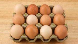 买机蛋买白壳还是红壳的，哪个更有营养，看完不再纠结