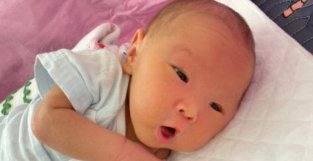 宝宝肠胀气被认为二月闹，妈妈的粗略，导致宝宝肠绞痛