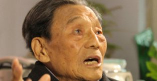 102岁飞行员抗战老兵郑州辞世，曾在京被授抗战胜利70周年纪念章