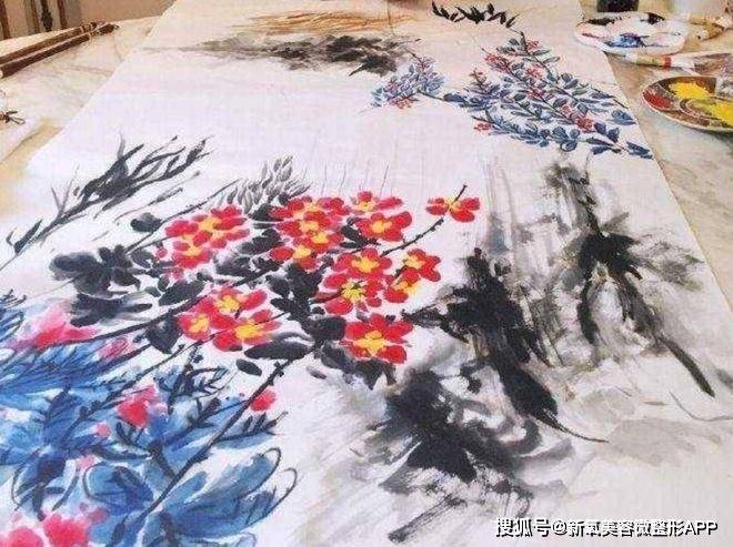 救命，杨幂竟然还在坚持画画？内娱有你了不起